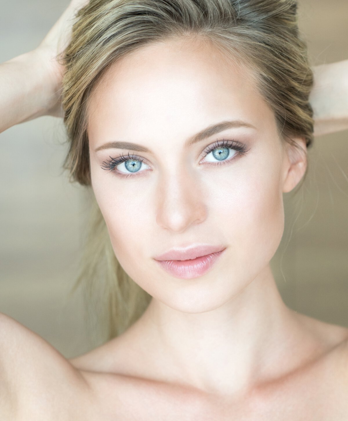 Carolina skin pen model with blonde hair